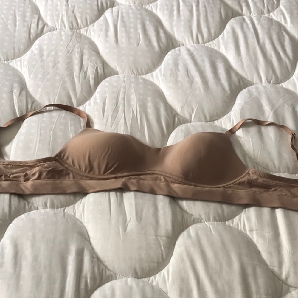 nude bra with adjustable straps